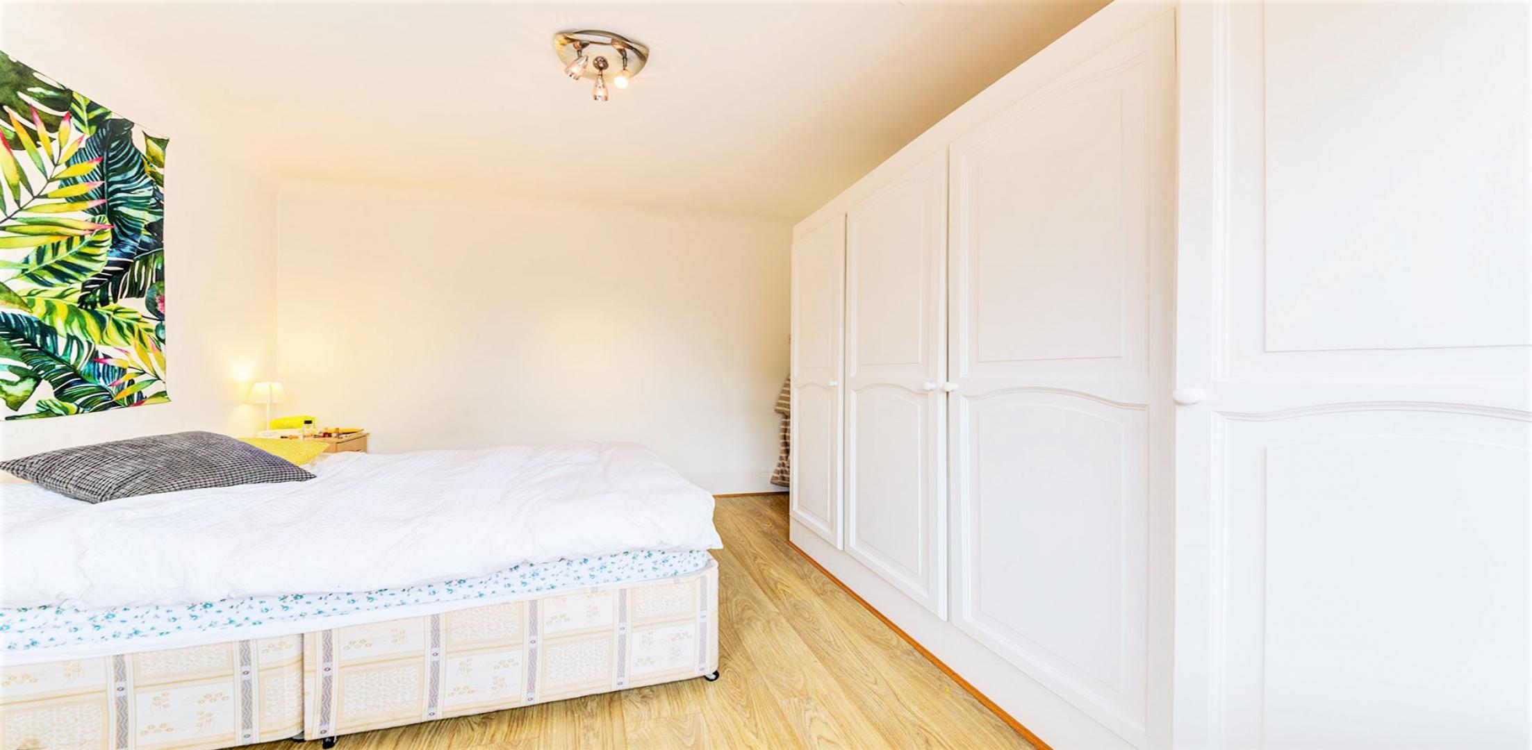			2 Bedroom, 1 bath, 1 reception Flat			 Sherriff Road, WEST HAMPSTEAD